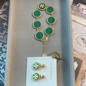 Tory Burch Green and Gold Jewelry Set